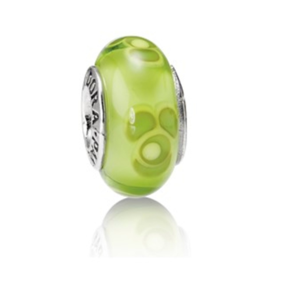 Pandora RETIRED Lime Green Flower Murano Charm - Picture 1 of 3